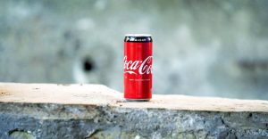 Coca-cola przywraca blask przedmiotom